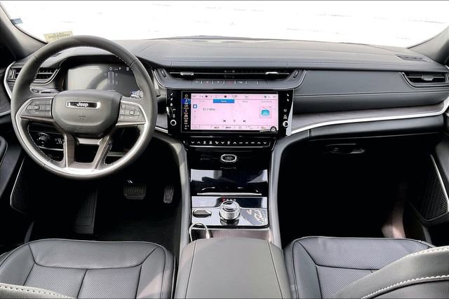 New 2026 Jeep Grand Cherokee Limited AWD/4WD image 4