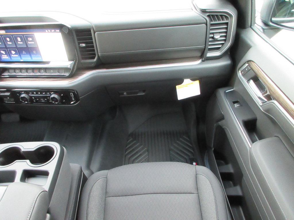 New 2026 Chevrolet Silverado 1500 LT w/ Z71 Off-Road Package AWD/4WD image 18