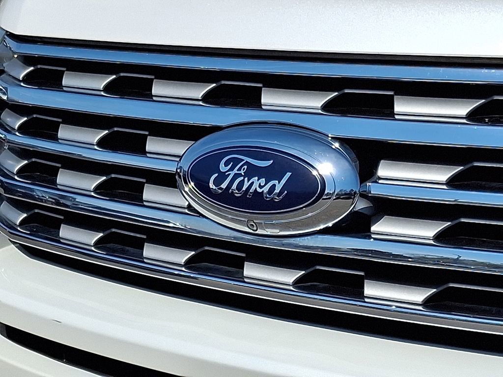 Used 2019 Ford Expedition Limited w/ Special Edition Package image 35