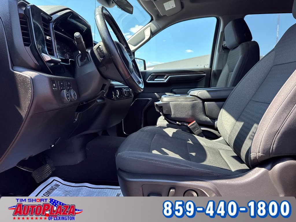 Used 2024 Chevrolet Silverado 1500 LT AWD/4WD image 27