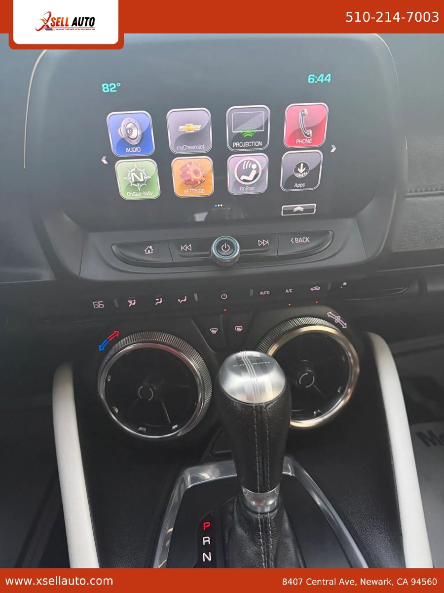 Used 2017 Chevrolet Camaro SS RWD image 10