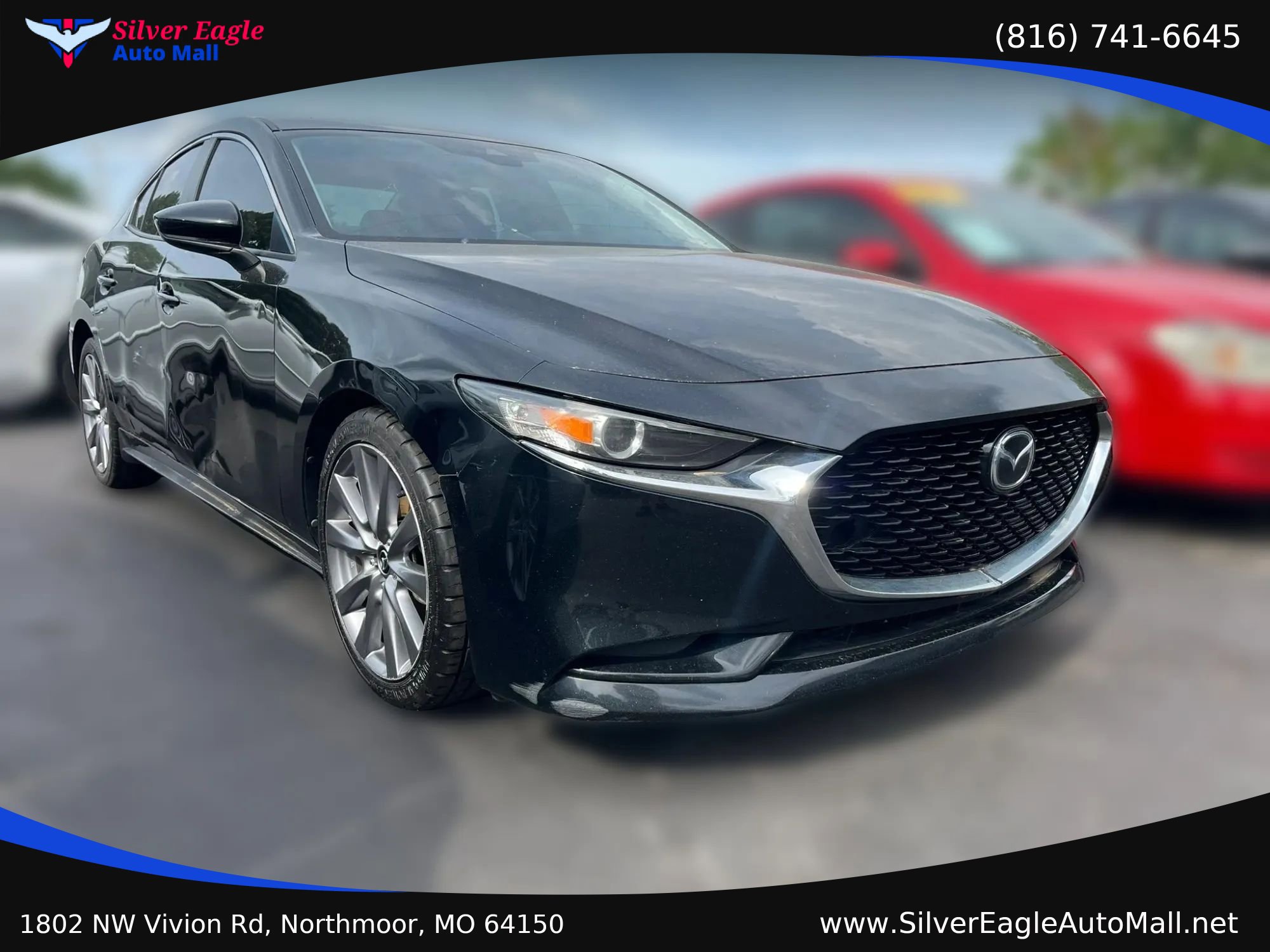 Used 2019 MAZDA MAZDA3 Sedan FWD image 2
