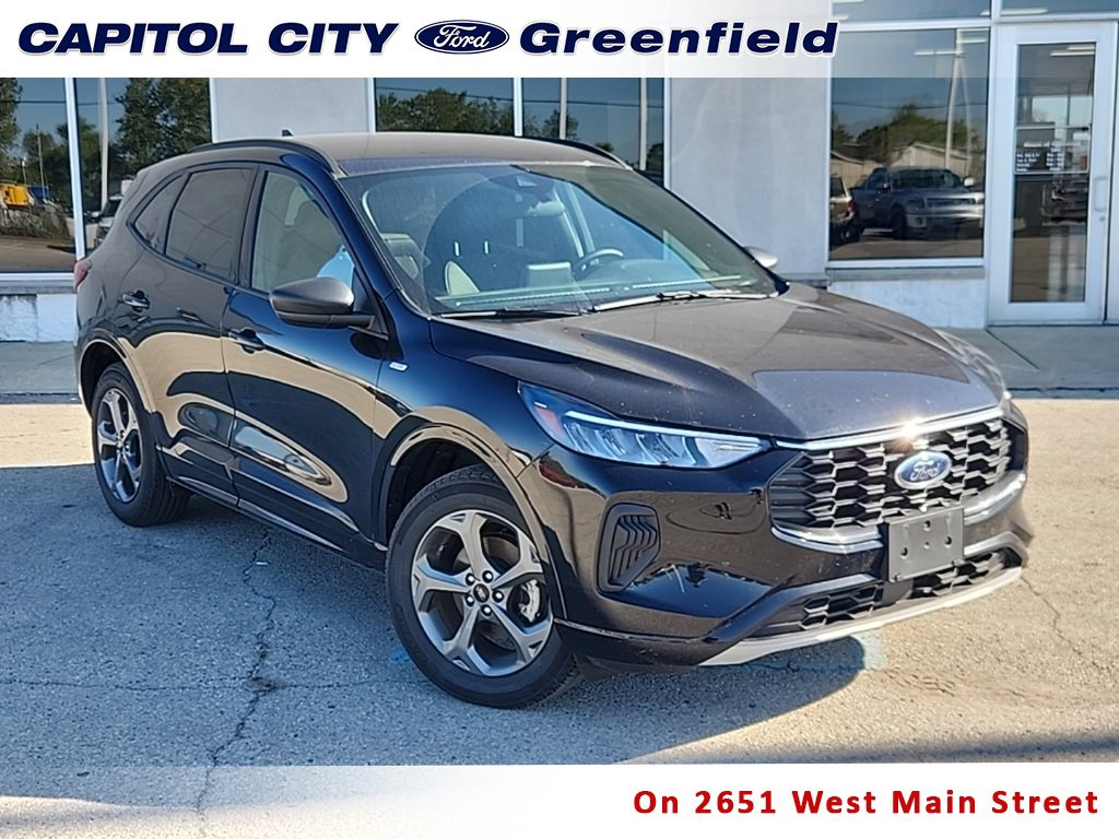 Used 2024 Ford Escape ST-Line image 1