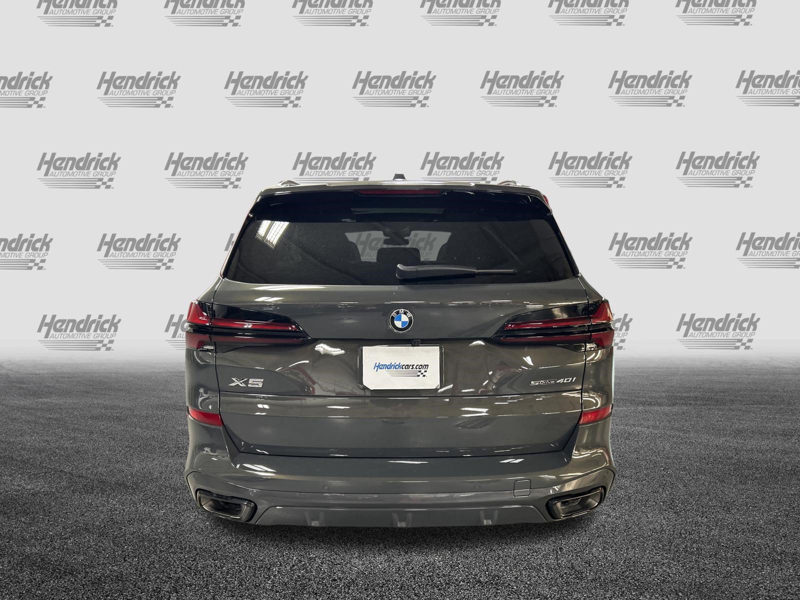 Used 2026 BMW X5 sDrive40i w/ Executive Package RWD image 9