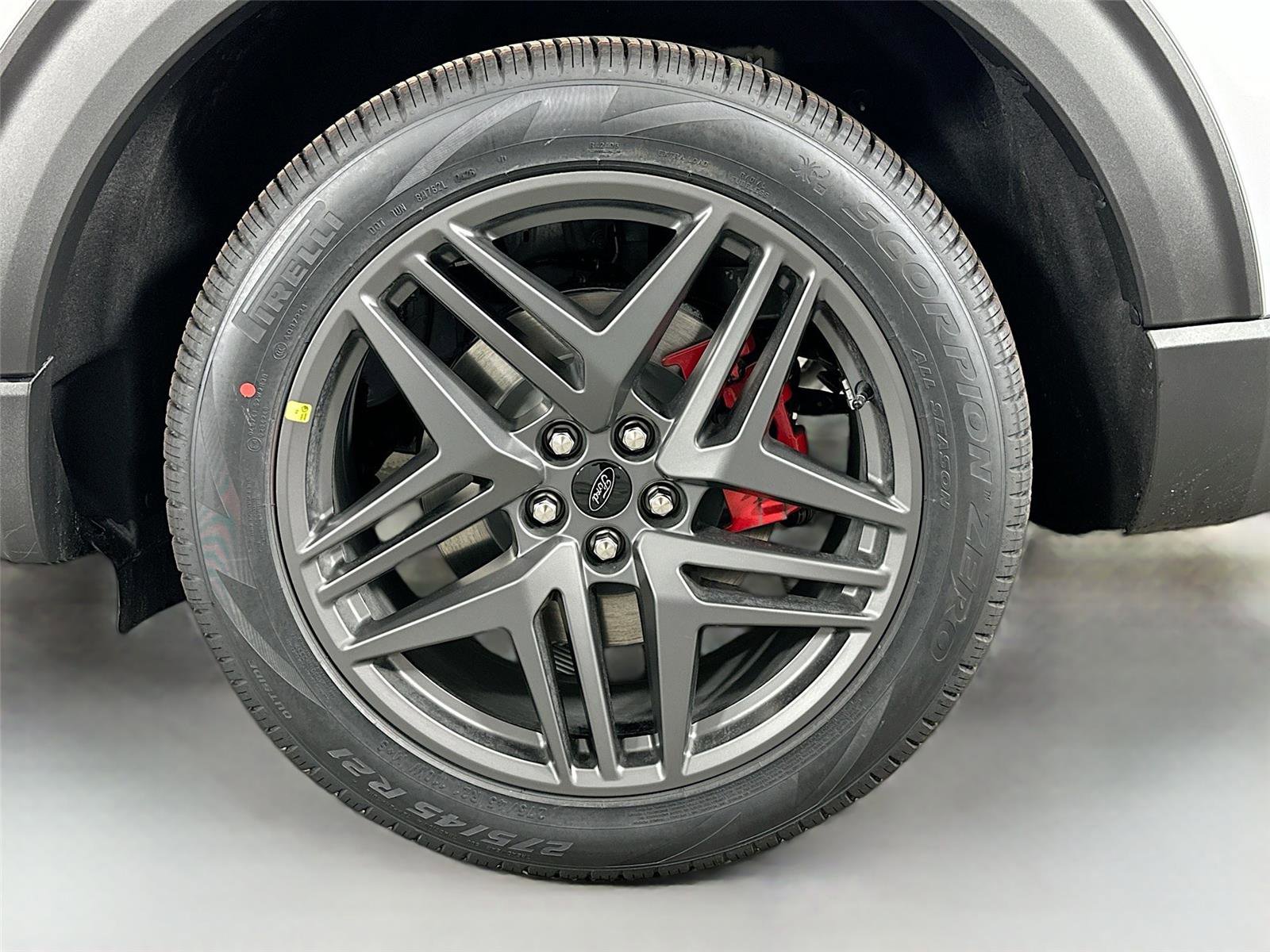 New 2026 Ford Explorer ST w/ Sun And Sound Package image 32