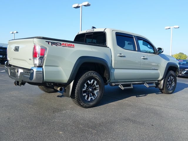 Used 2022 Toyota Tacoma TRD Off-Road AWD/4WD image 3
