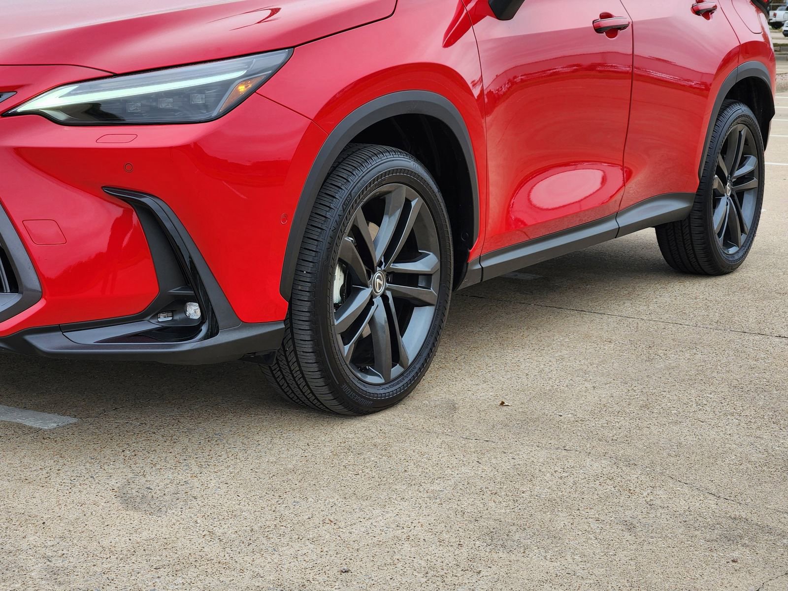 Used 2025 Lexus NX 450h+ AWD w/ Accessory Package (2T) image 12