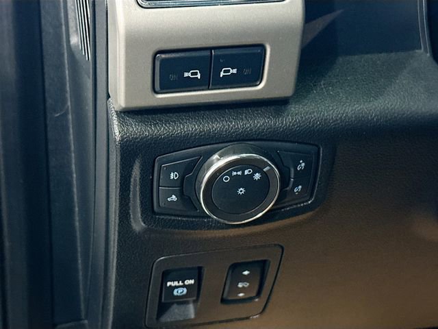 Used 2019 Ford F150 Lariat w/ Equipment Group 502A Luxury image 11