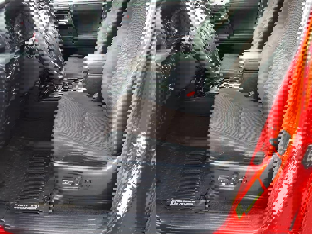 Used 2023 Toyota 4Runner TRD Off-Road image 12