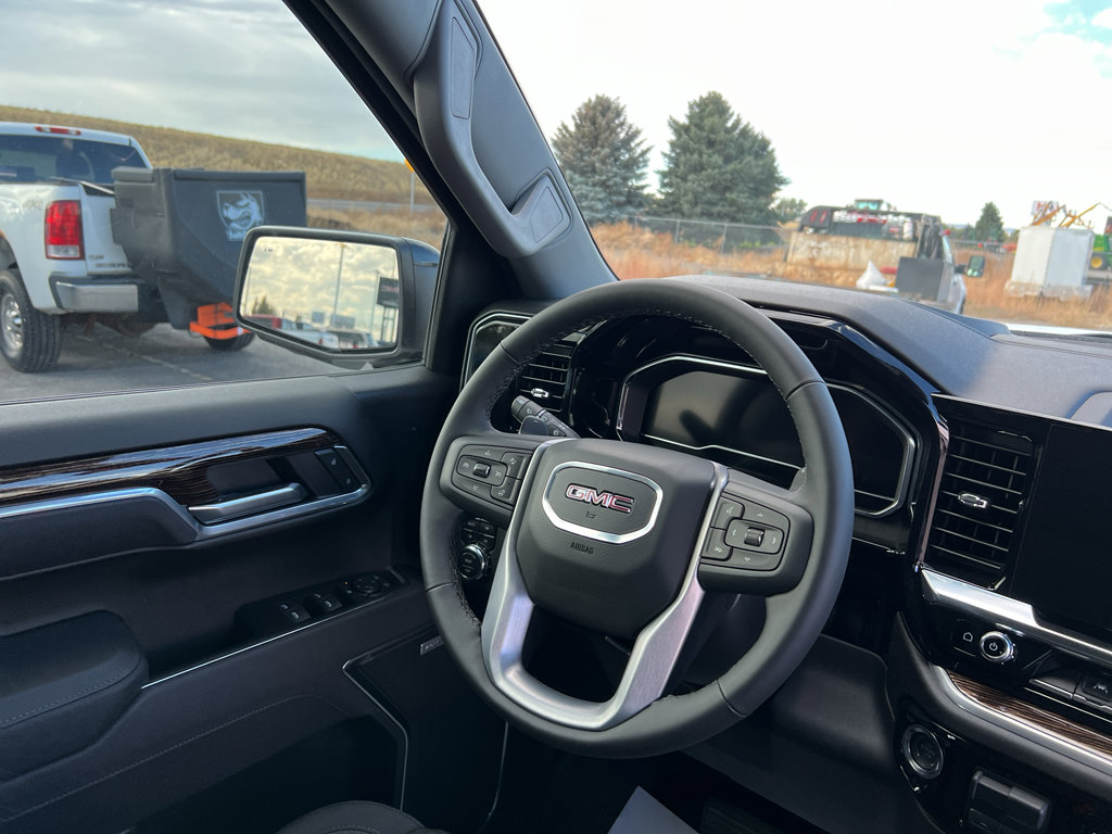 New 2025 GMC Sierra 1500 Elevation image 29