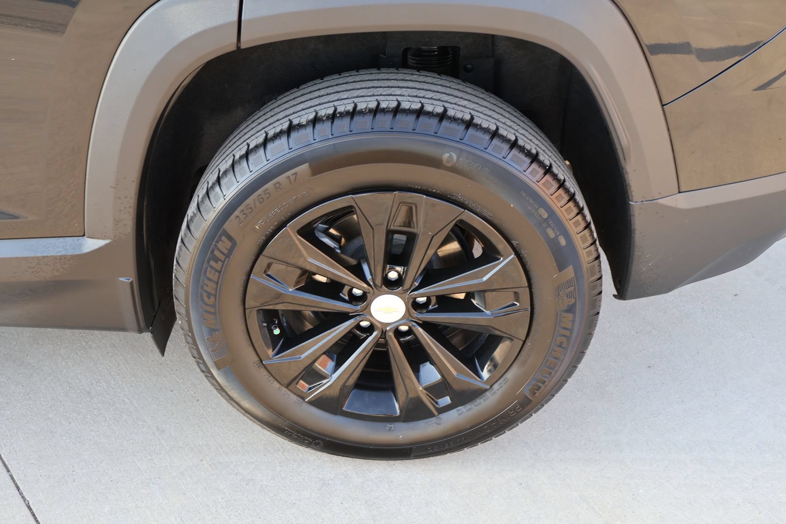 Used 2026 Chevrolet Equinox LT AWD/4WD image 10