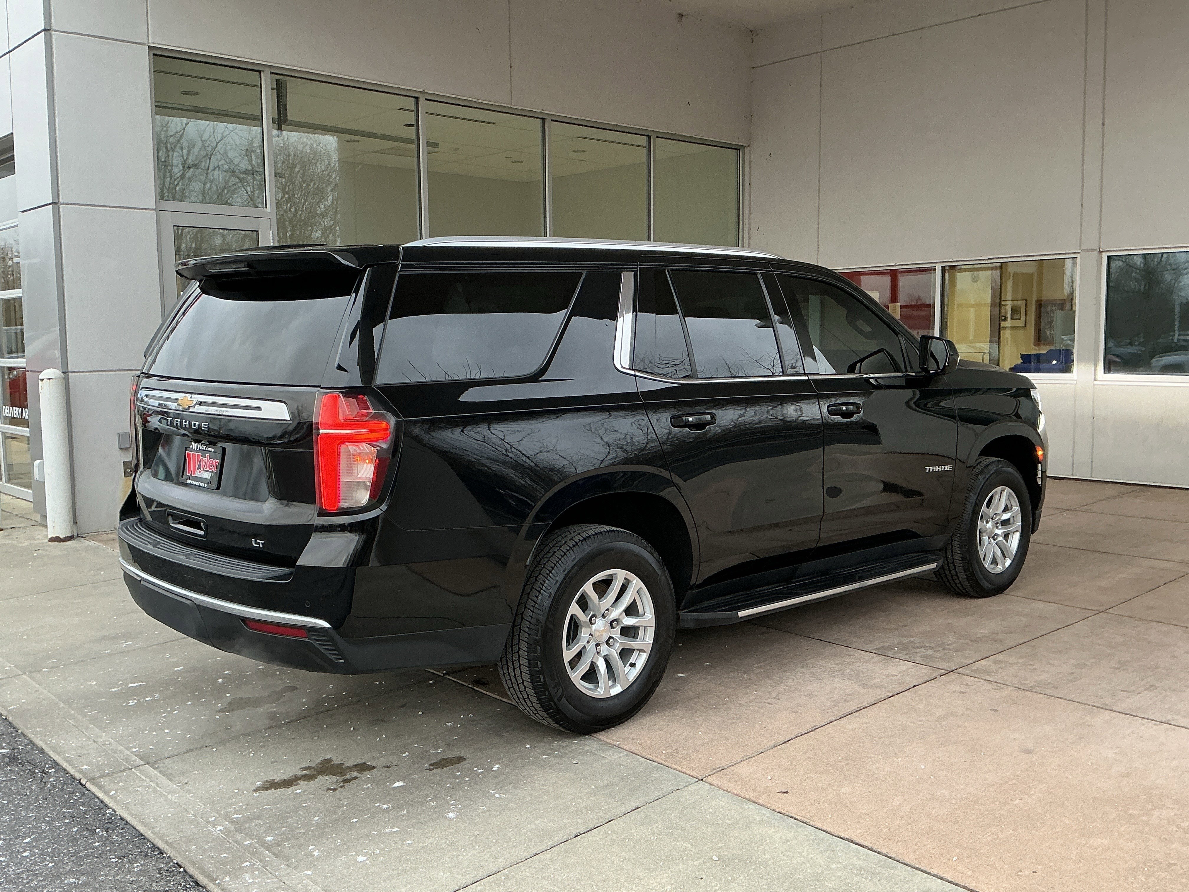 Used 2021 Chevrolet Tahoe LT image 22