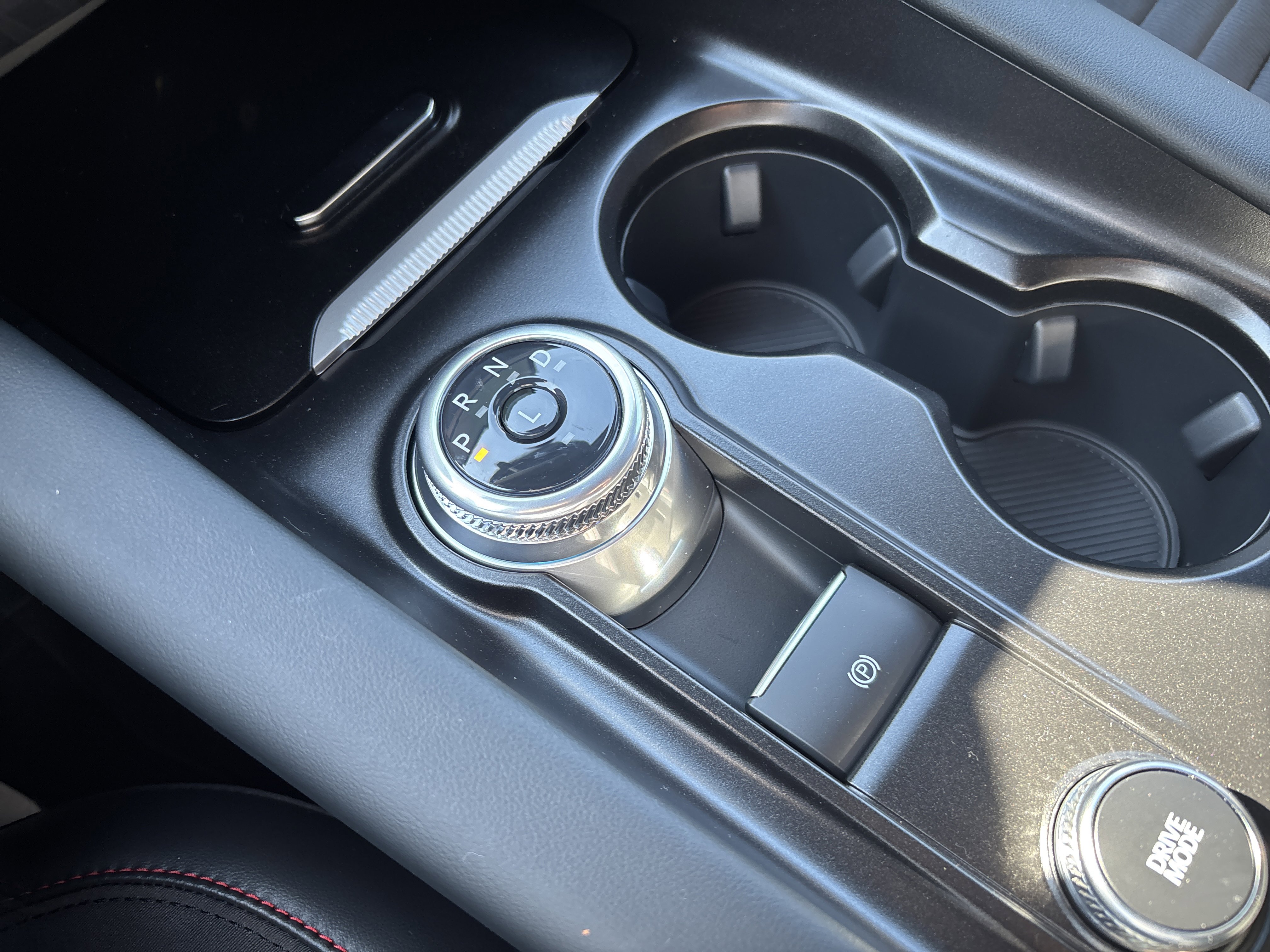 New 2025 Ford Explorer ST-Line image 24