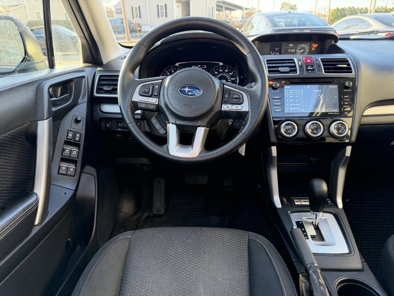 Used 2017 Subaru Forester 2.5i Premium image 17