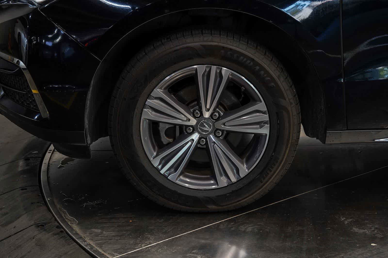 Used 2019 Acura MDX FWD image 9