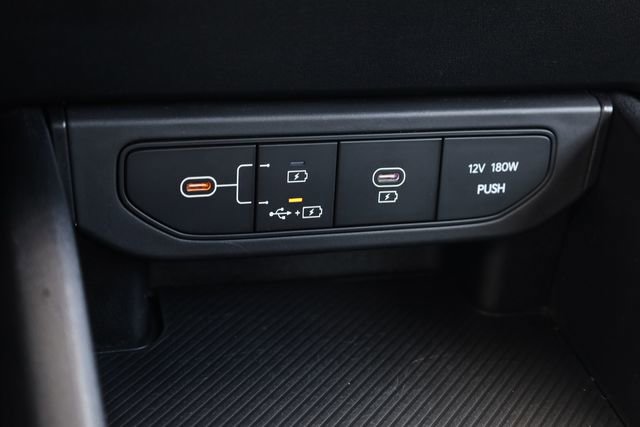 Used 2025 Kia K4 LXS image 23