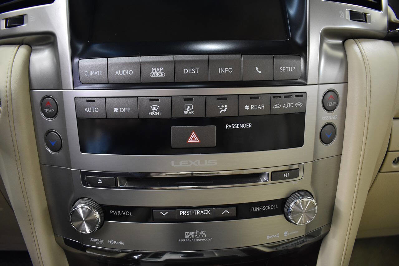 Used 2015 Lexus LX 570 4WD image 32