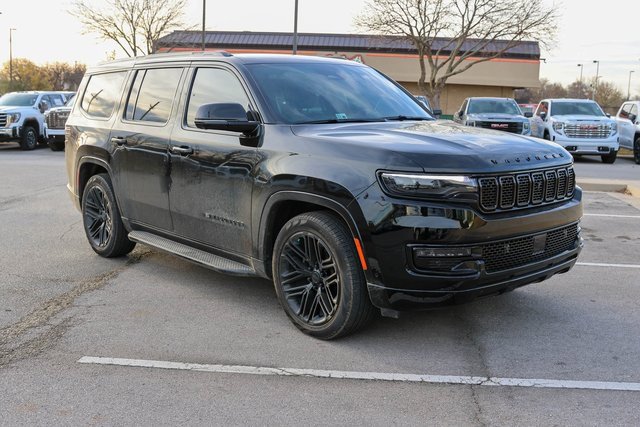 Used 2025 Jeep Wagoneer Series II w/ Convenience Group I