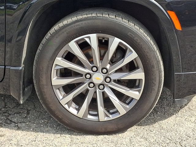 Used 2023 Chevrolet Traverse Premier AWD/4WD image 28
