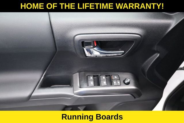 Used 2022 Toyota Tacoma TRD Sport AWD/4WD image 13