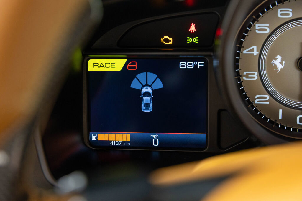 Certified 2021 Ferrari F8 Tributo RWD image 45