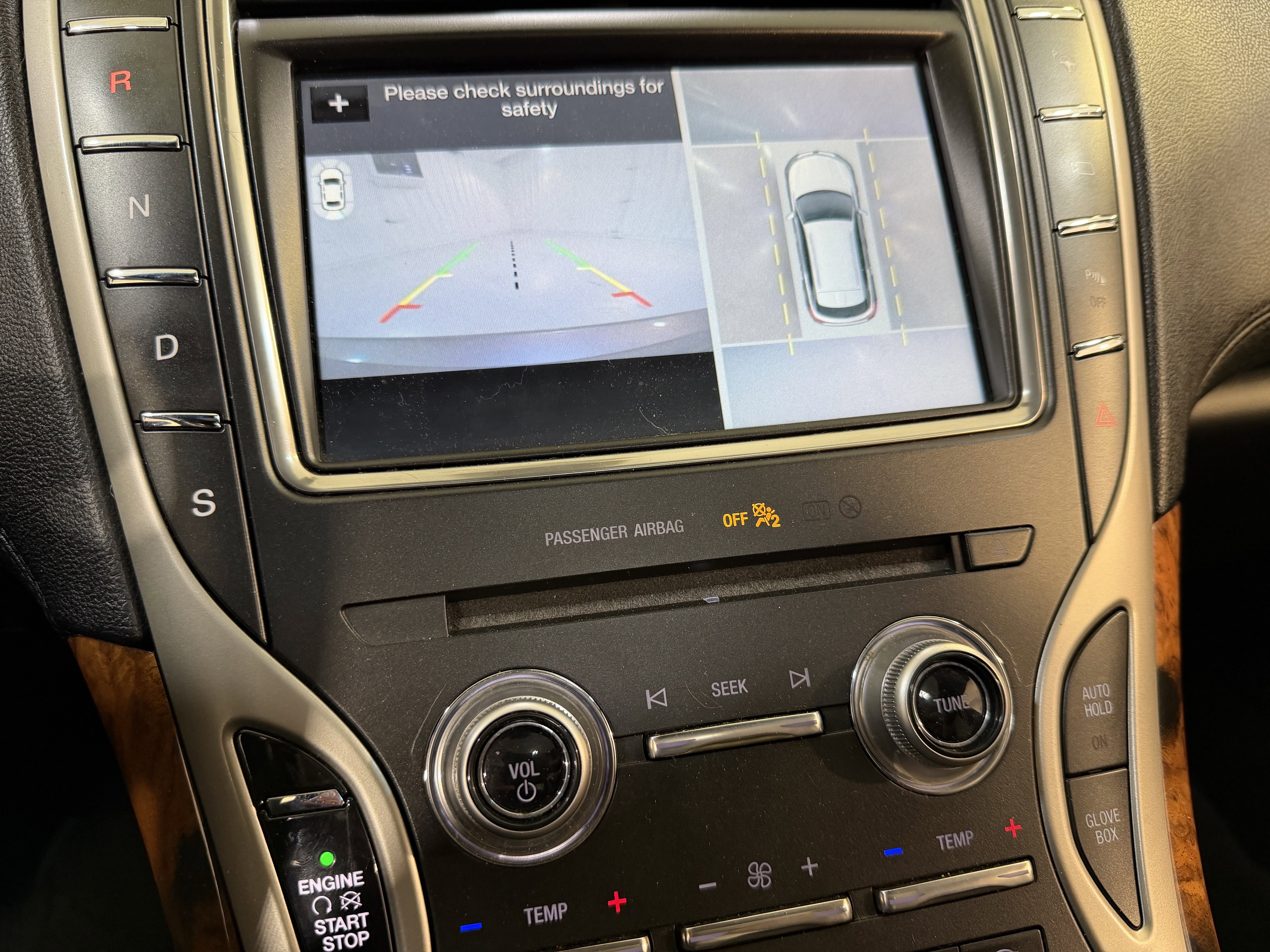 Used 2017 Lincoln MKX Reserve w/ Driver Assistance Package image 20