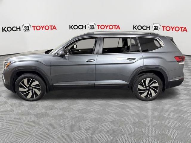 Used 2025 Volkswagen Atlas SEL image 4