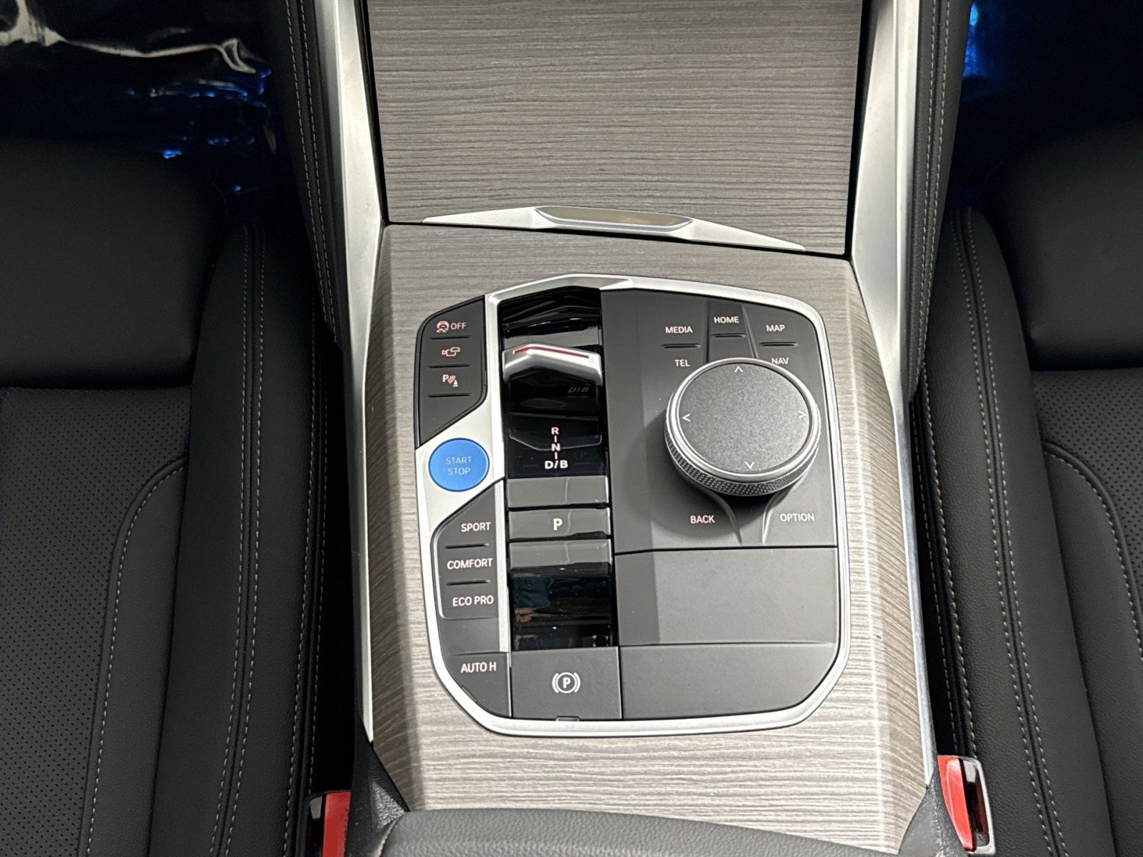 Used 2025 BMW i4 xDrive40i w/ M Sport Package AWD/4WD image 22