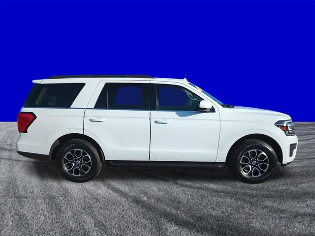 Certified 2022 Ford Expedition XLT RWD image 3
