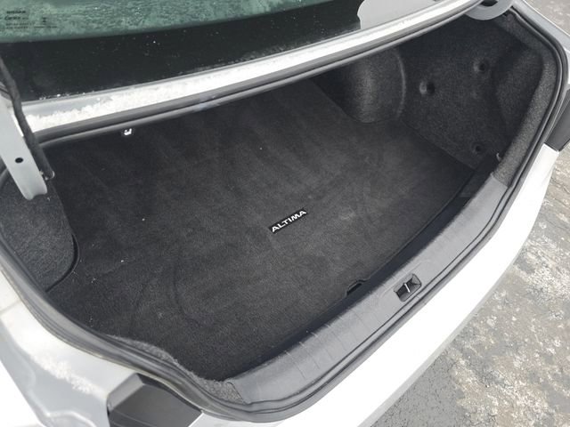 Used 2024 Nissan Altima 2.5 SV image 17