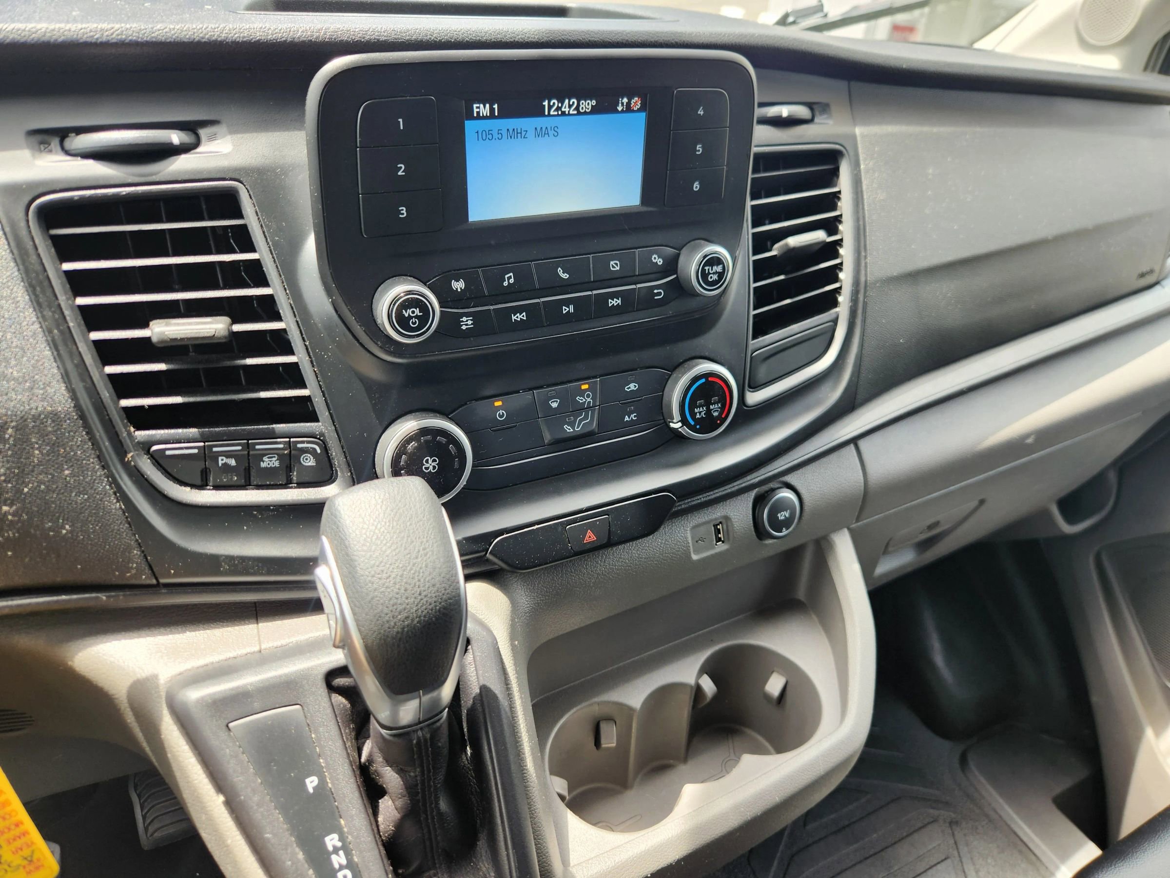 Used 2023 Ford Transit 250 Medium Roof AWD w/ Load Area Protection Package image 27