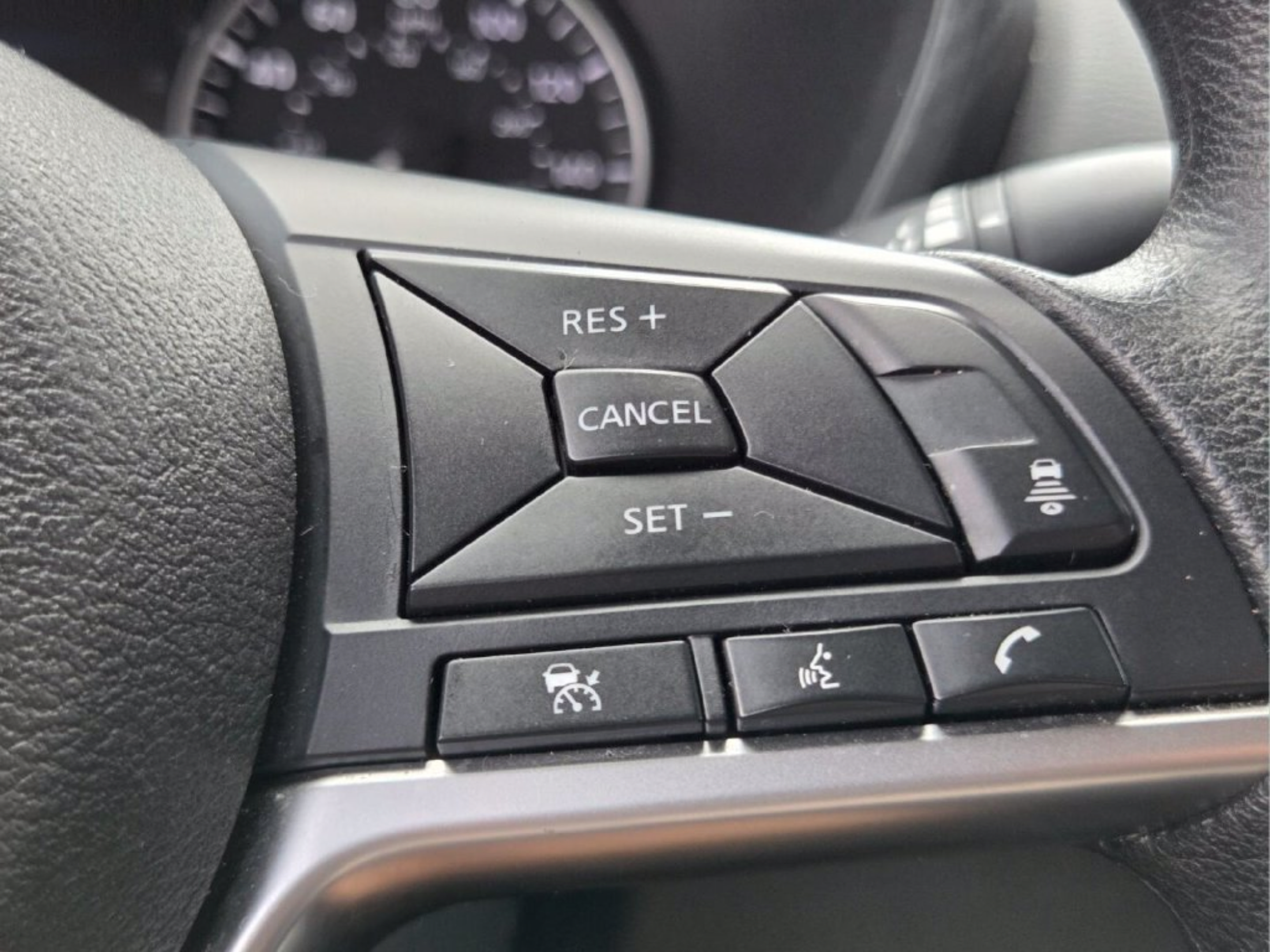 Used 2024 Nissan Sentra SV FWD image 26