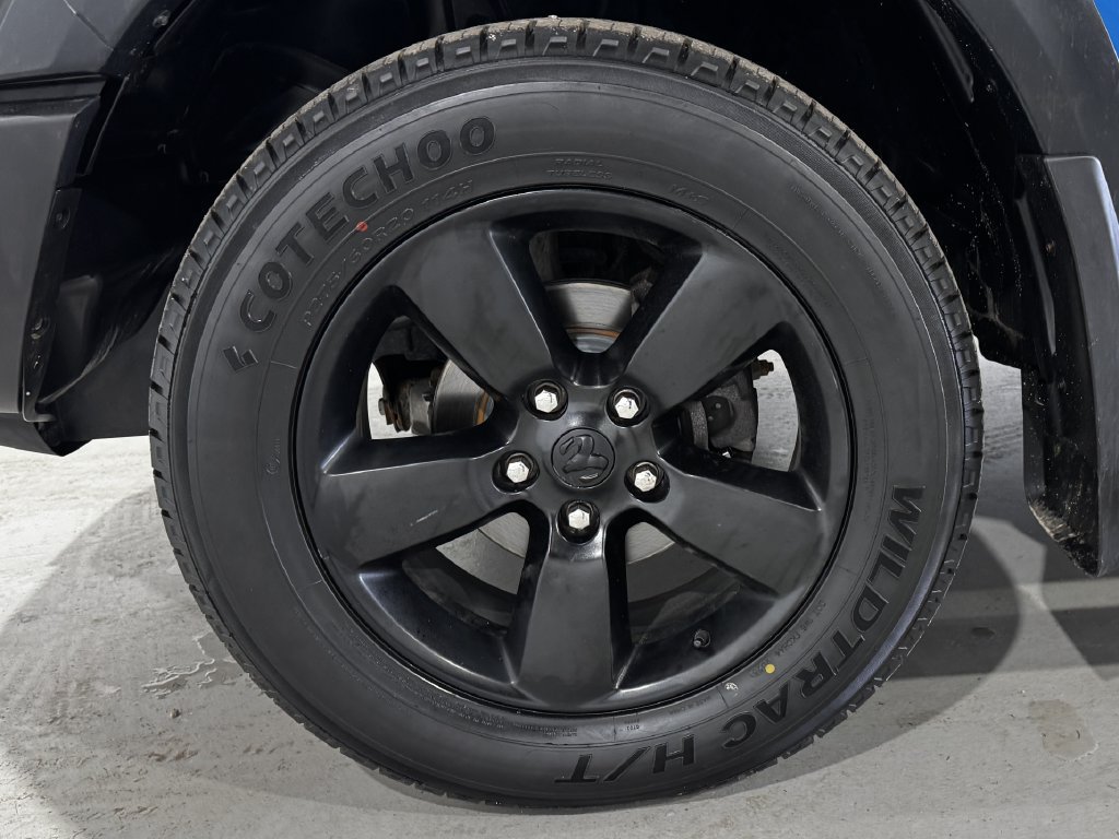 Used 2022 RAM 1500 Warlock AWD/4WD image 8