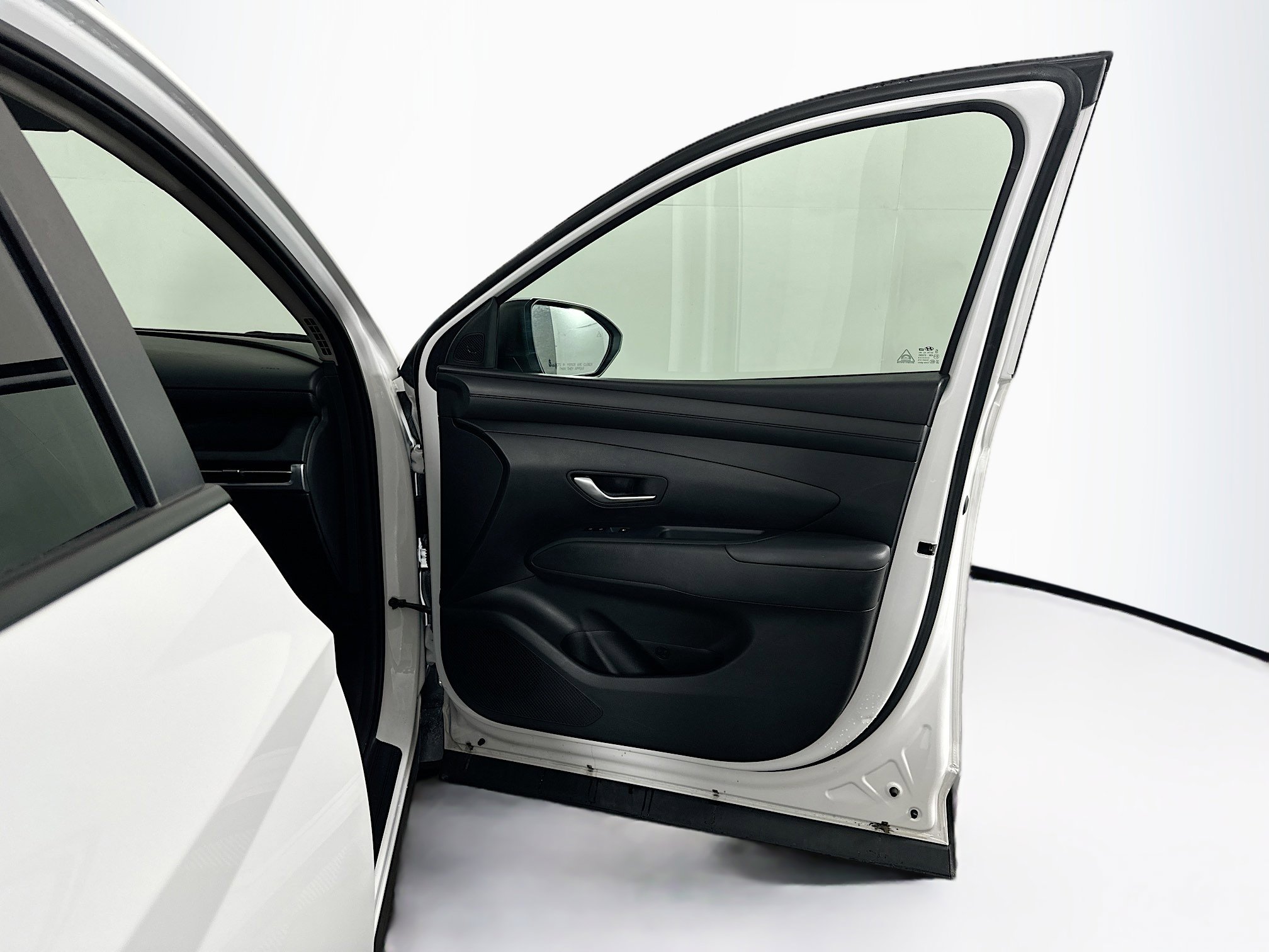 Used 2025 Hyundai Tucson SEL AWD/4WD image 31