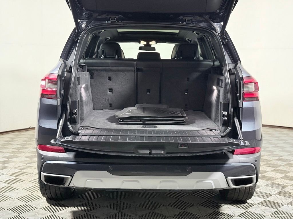 Used 2021 BMW X5 xDrive40i w/ Premium Package AWD/4WD image 6