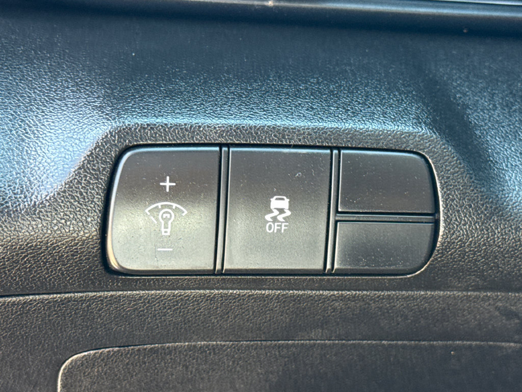 Used 2025 Hyundai Elantra N FWD image 22