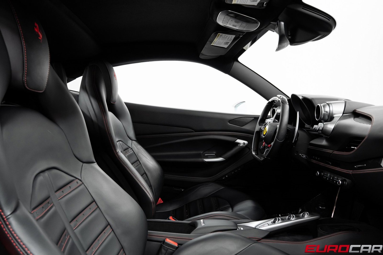 Used 2021 Ferrari F8 Tributo image 40