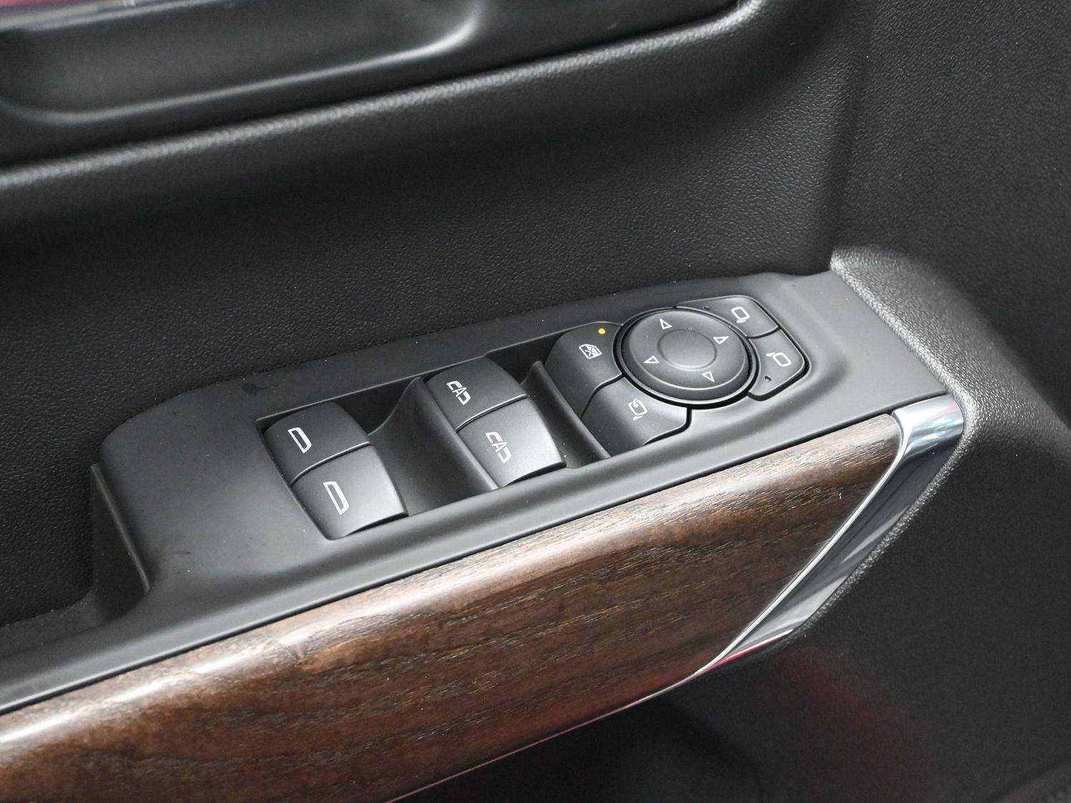 Used 2021 GMC Sierra 1500 Denali w/ Denali Ultimate Package image 11