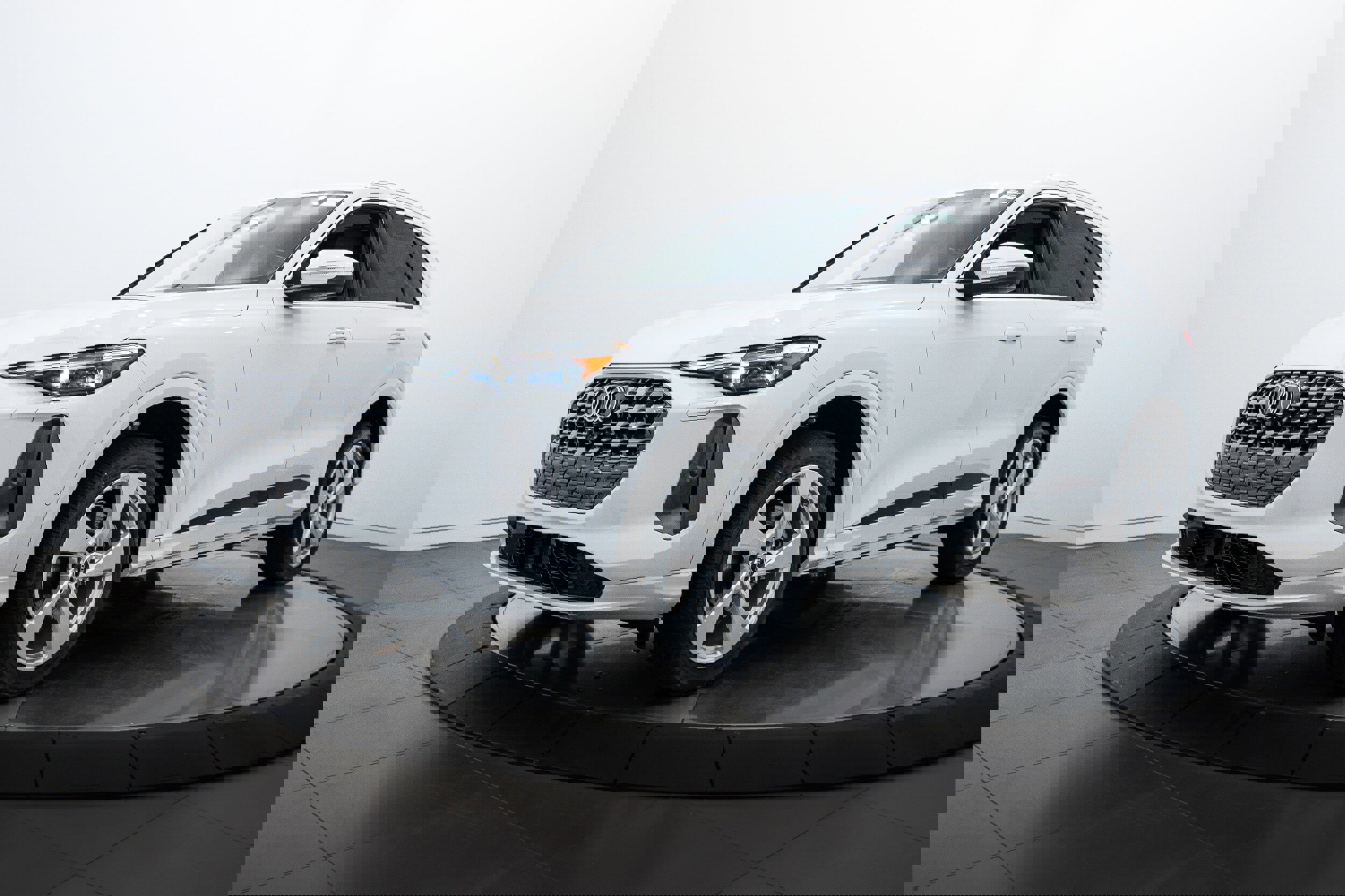 New 2025 Audi Q5 Premium Plus image 6