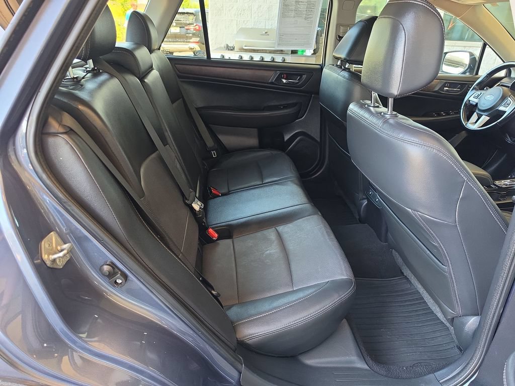 Used 2016 Subaru Outback 2.5i Limited AWD/4WD image 28