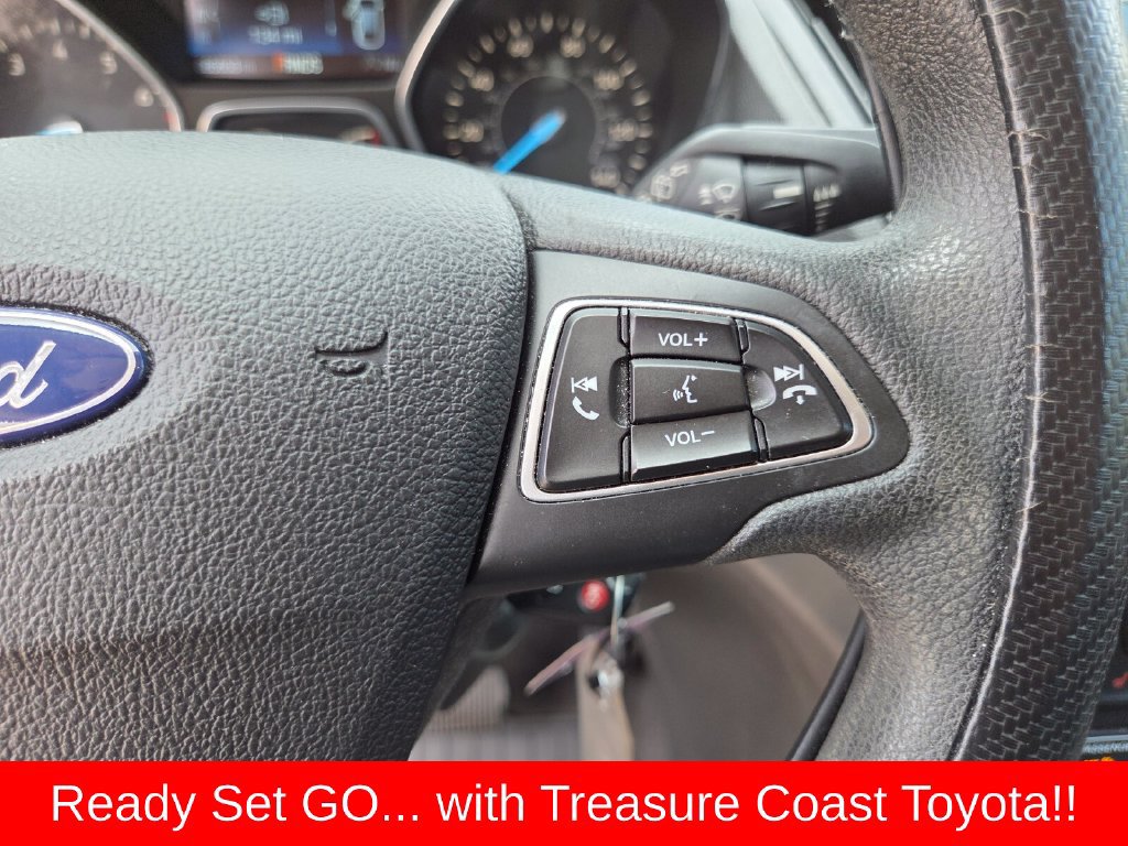 Used 2018 Ford Escape SE w/ SE Sync 3 Package FWD image 32