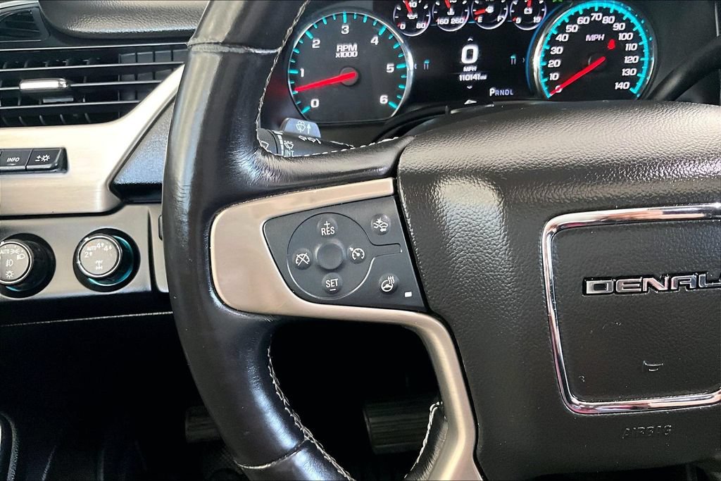 Used 2020 GMC Yukon XL Denali w/ Denali Ultimate Package AWD/4WD image 11