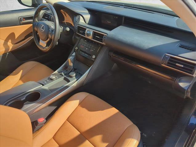 Used 2017 Lexus IS 200t image 21