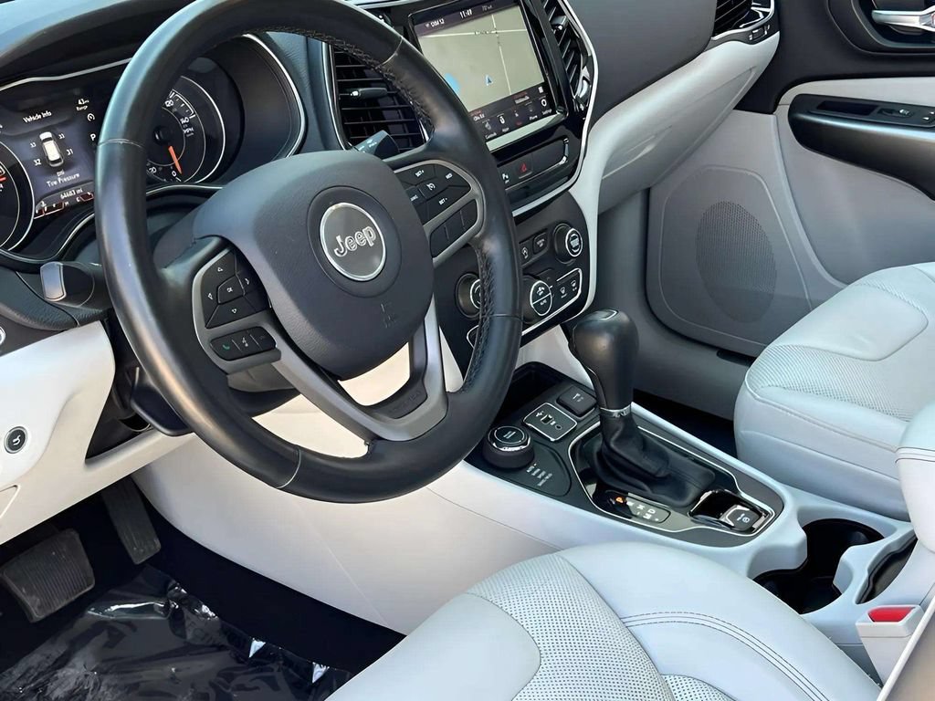 Used 2020 Jeep Cherokee Limited AWD/4WD image 8