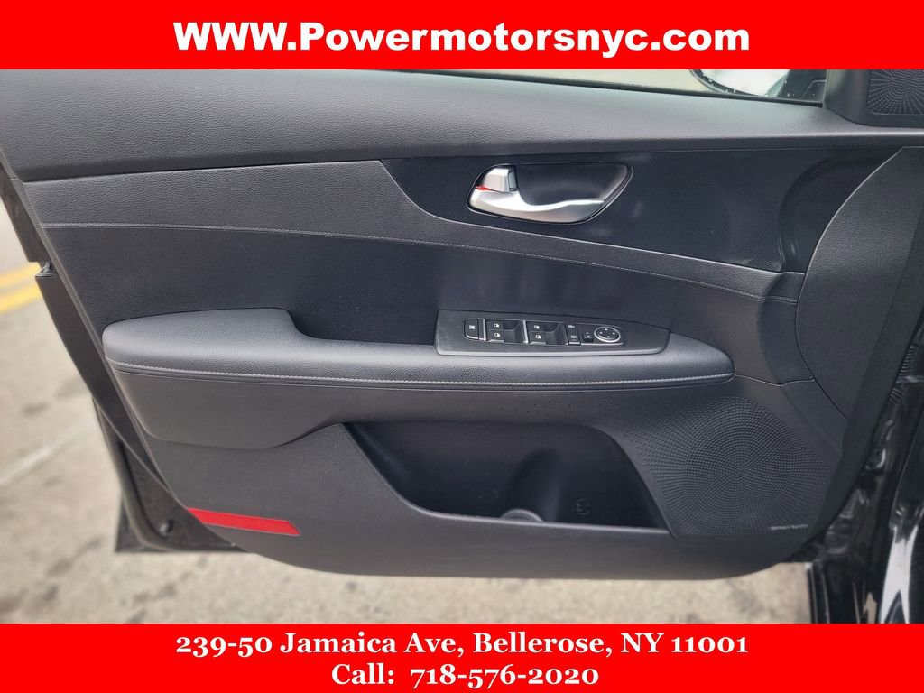 Used 2023 Kia Forte GT-Line w/ GT-Line Premium Package image 39