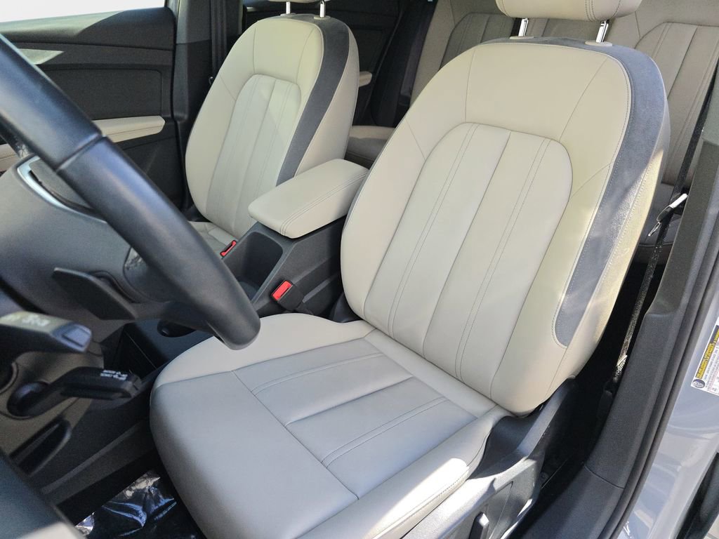 Certified 2024 Audi Q4 e-tron Premium image 15