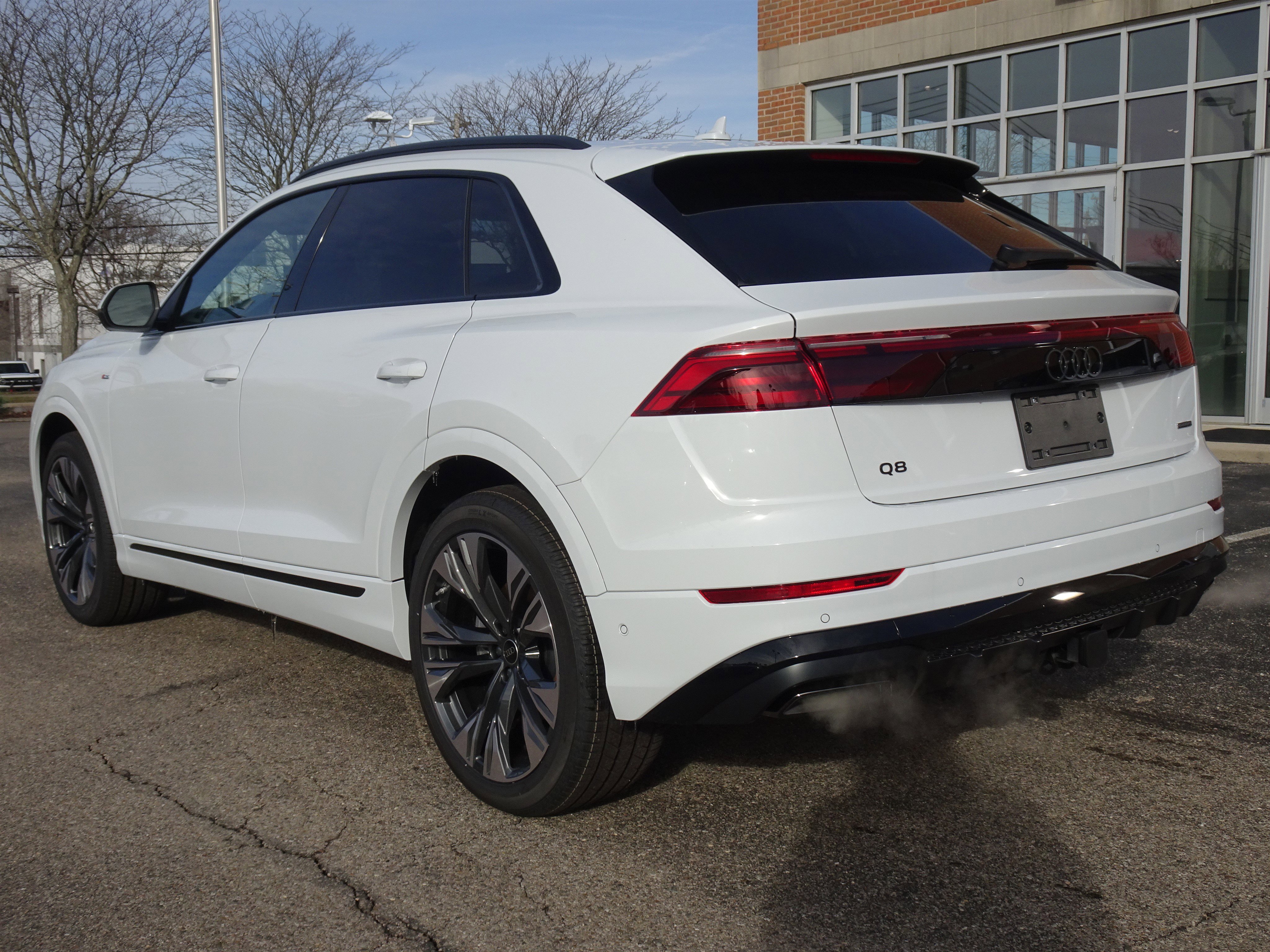 New 2026 Audi Q8 Premium Plus image 3