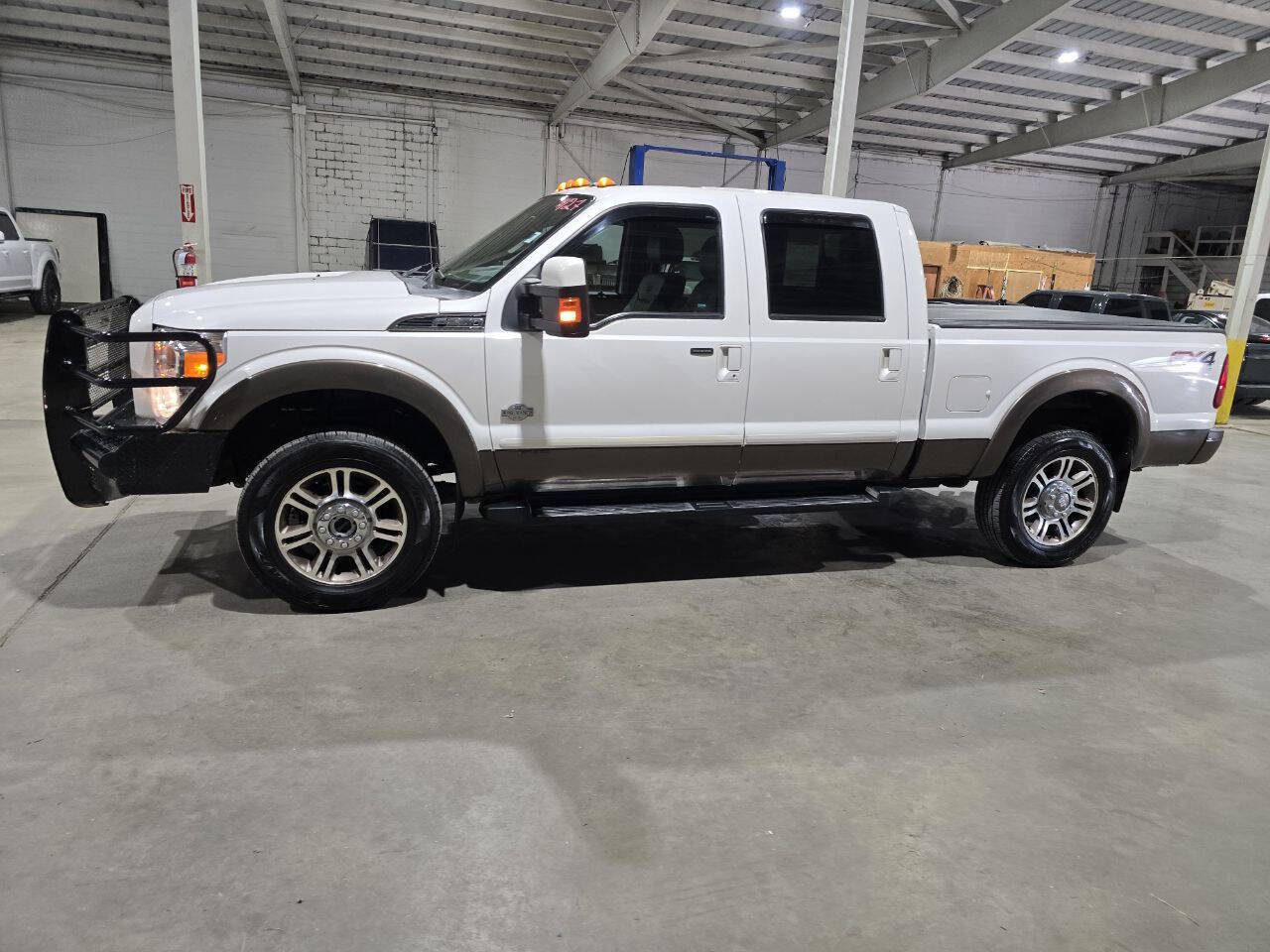 Used 2015 Ford F250 King Ranch w/ FX4 Off-Road Package AWD/4WD image 4
