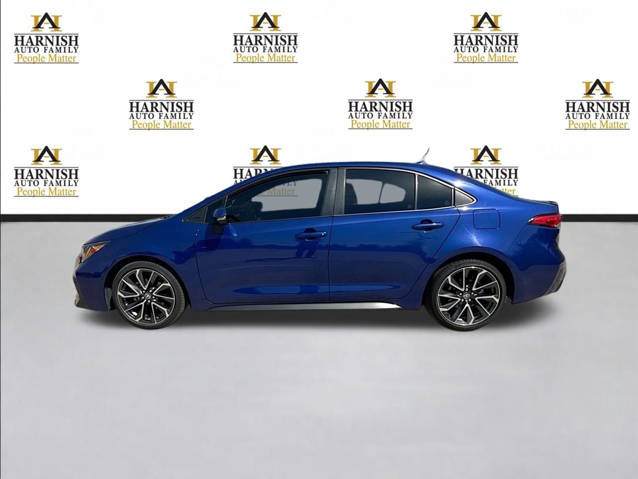 Used 2021 Toyota Corolla XSE w/ Carpet Mat Package (TMS) FWD image 2