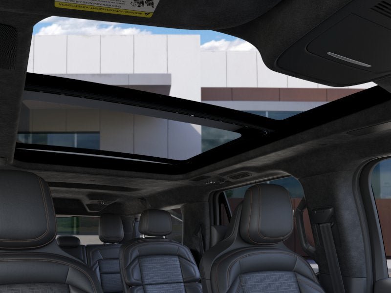 New 2025 Lincoln Navigator L Black Label AWD/4WD image 22